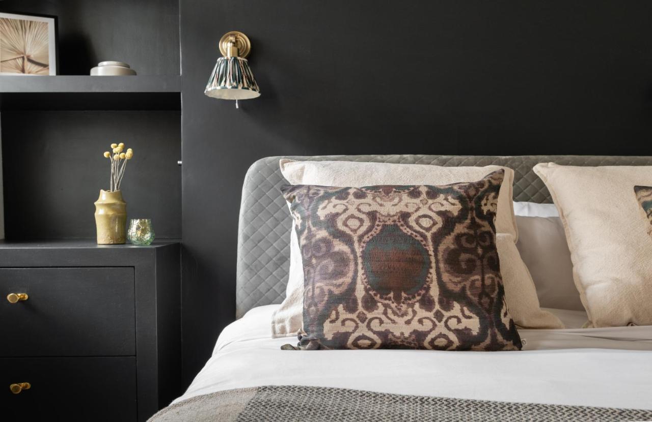The Heart Of Shepherds Bush - Modern 2Bdr Apartment With Garden Лондон Экстерьер фото